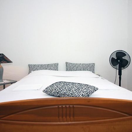 Apartment Masa Tisno Luaran gambar